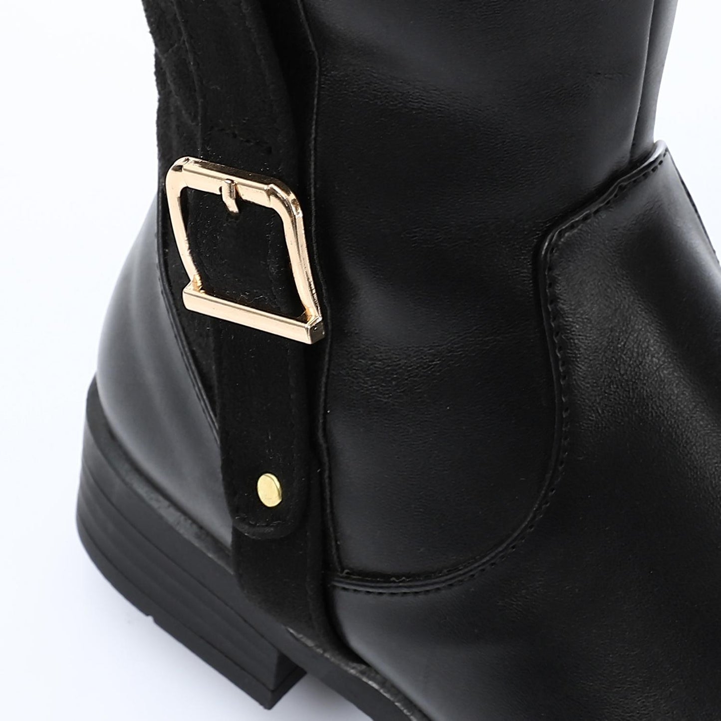 حذاء طويل أسود بسحاب كامل حتى الركبة