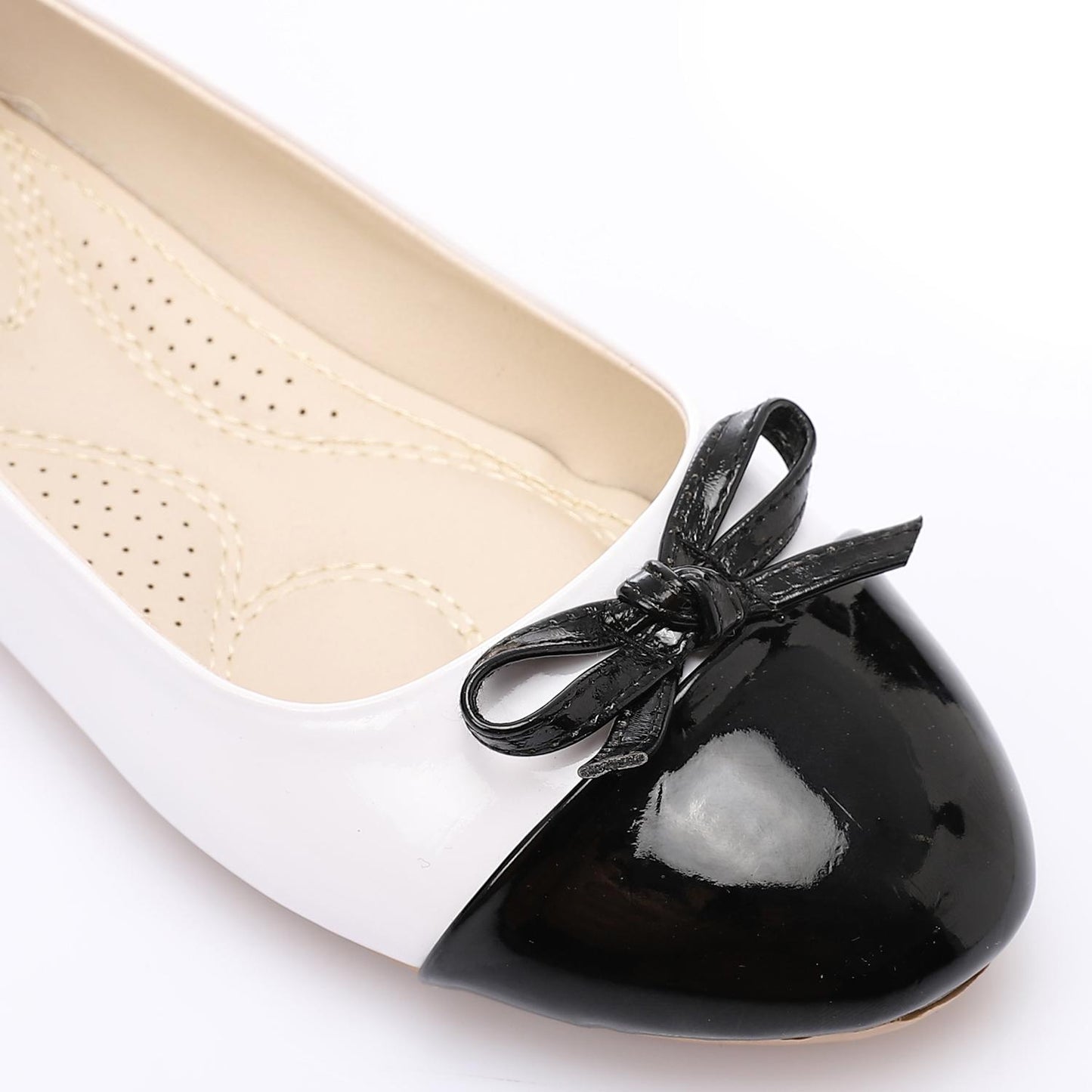 Simple Bow Bi-Tone Ballerina