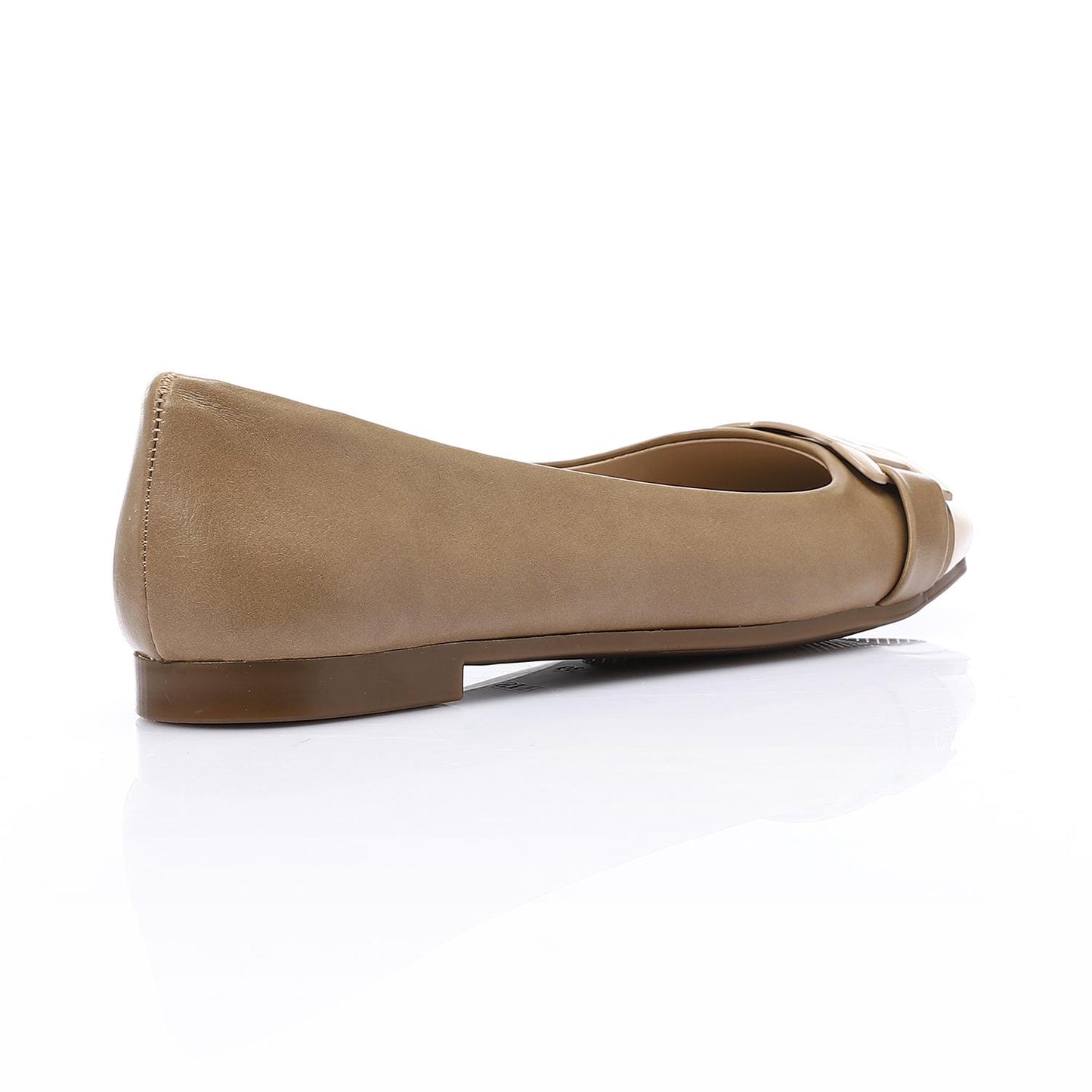 Golden Detail Leather Ballerina