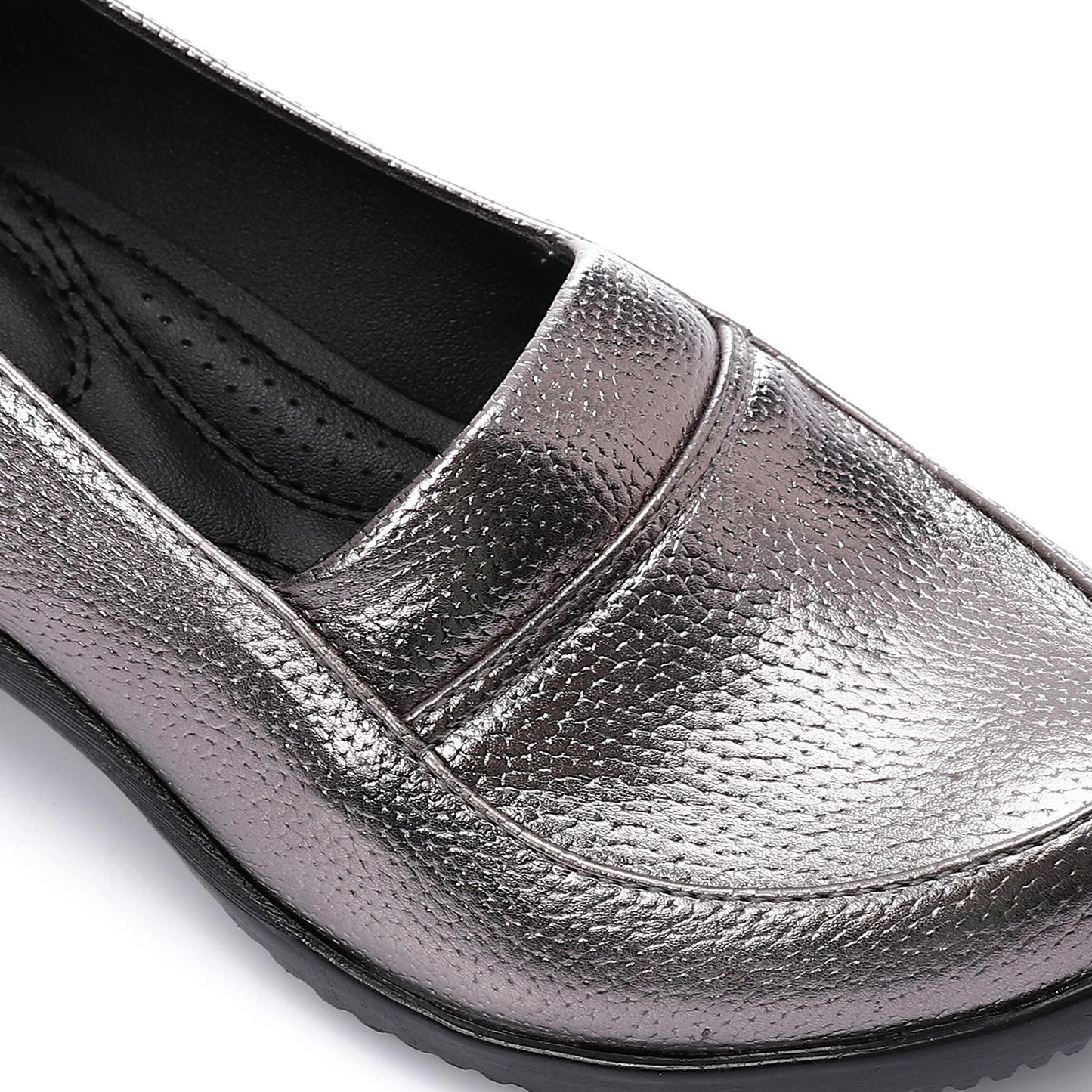 Textured Leather Low Platform Loafer
