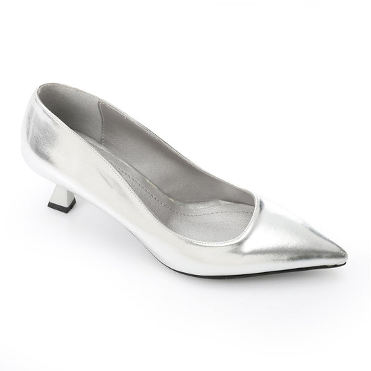 Silver Solid Pointed-Toe Pumps - حذاء بكعب سادة بمقدمة مدببة