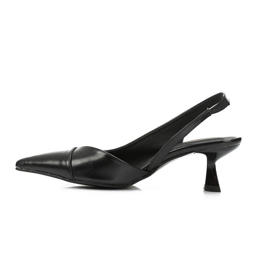 Black Pointed-Toe Pumps - حذاء بكعب عالي أسود بمقدمة مدببة