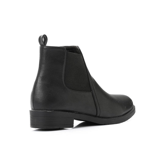 Black Leather Ankle Boot - بوت للكاحل جلد أسود