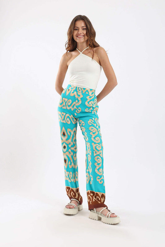 بلوزة بدون أكمام