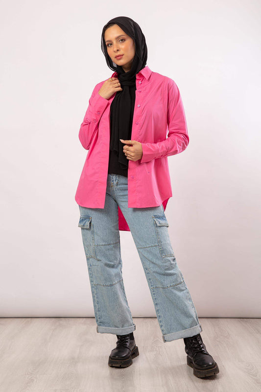 قميص بأزرار مخفية