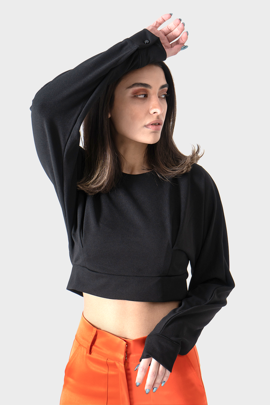 بلوزة خفاش سوداء