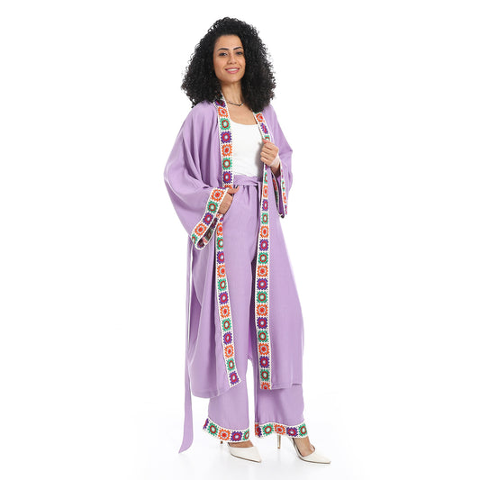 بدلة كيمونو مطرزة