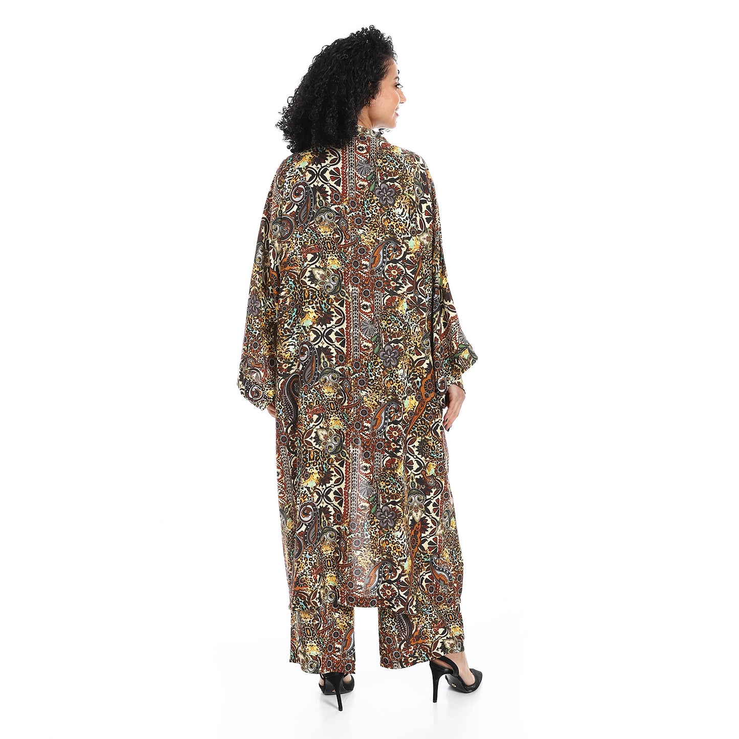 Floral kimono suit - بدلة كيمونو مزهرة