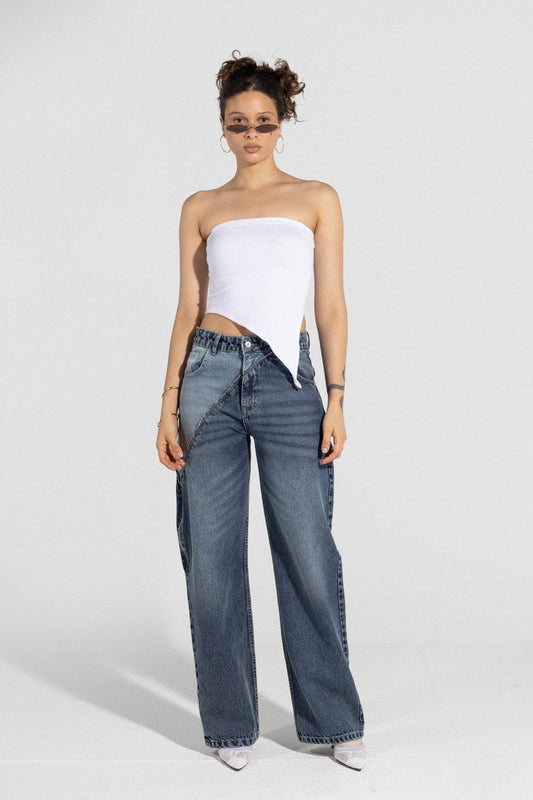 بنطال جينز أزرق مفتوح السحاب