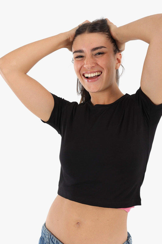 بلوزة قصيرة سادة من الفيسكوز