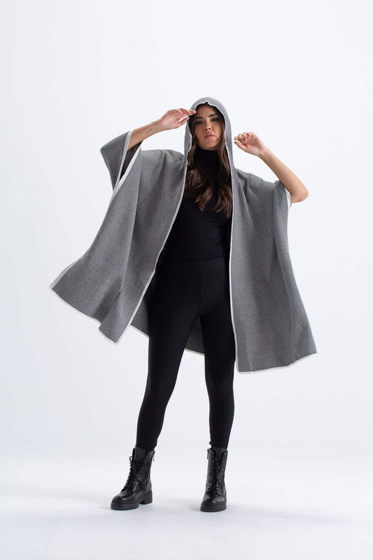 بونشو بغطاء رأس متعرج