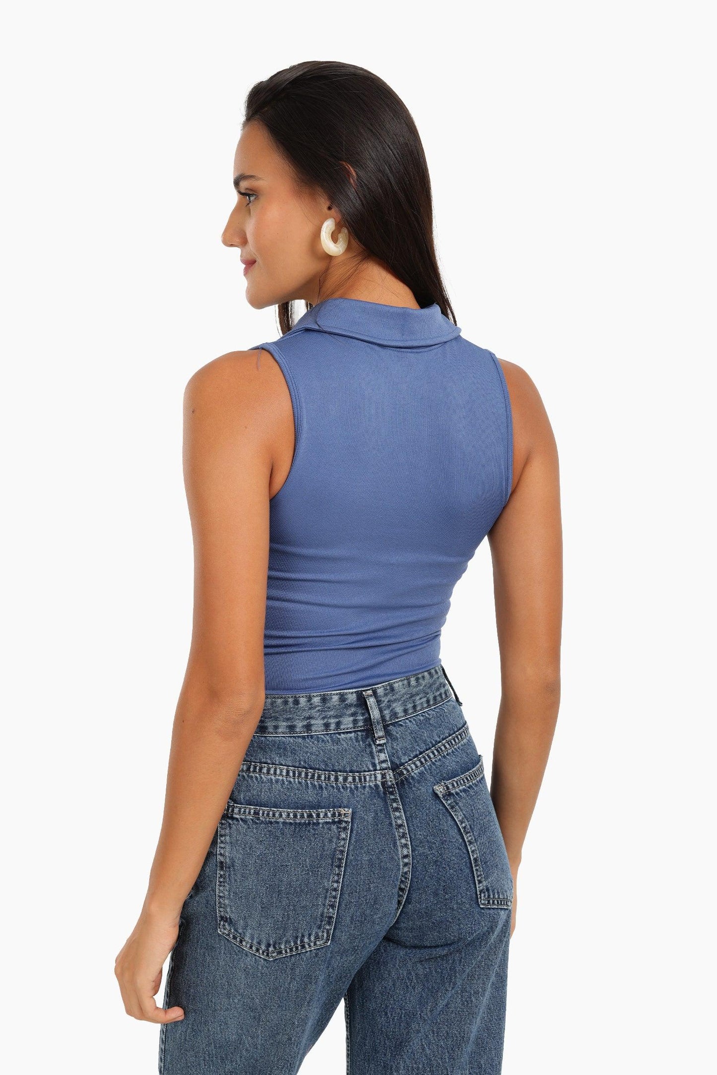 بلوزة بياقة بولو بدون درزات