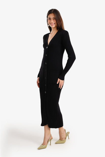 فستان ميدي بأزرار مضلعة