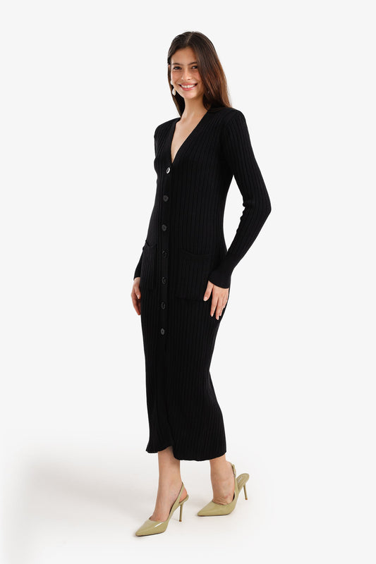 فستان ميدي بأزرار مضلعة