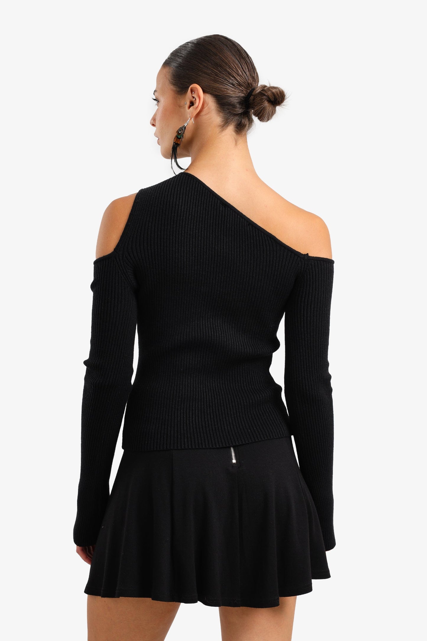 Cut-Out Ribbed Pullover