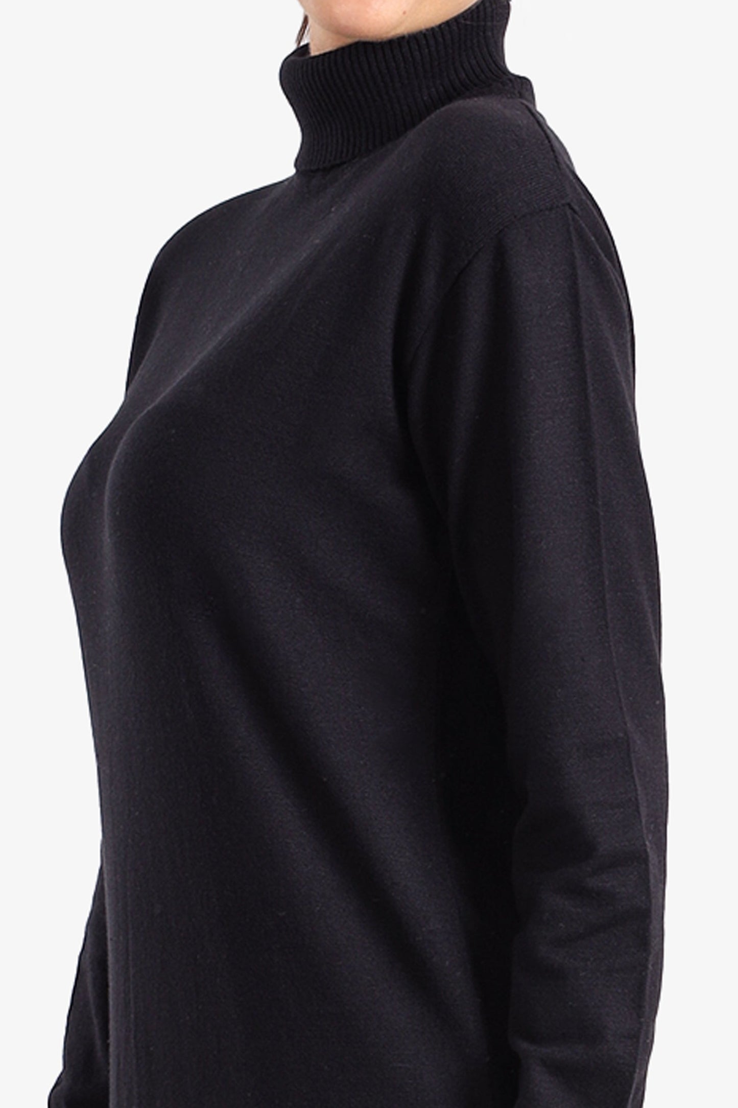 فستان متوسط ​​الطول محبوك برقبة عالية