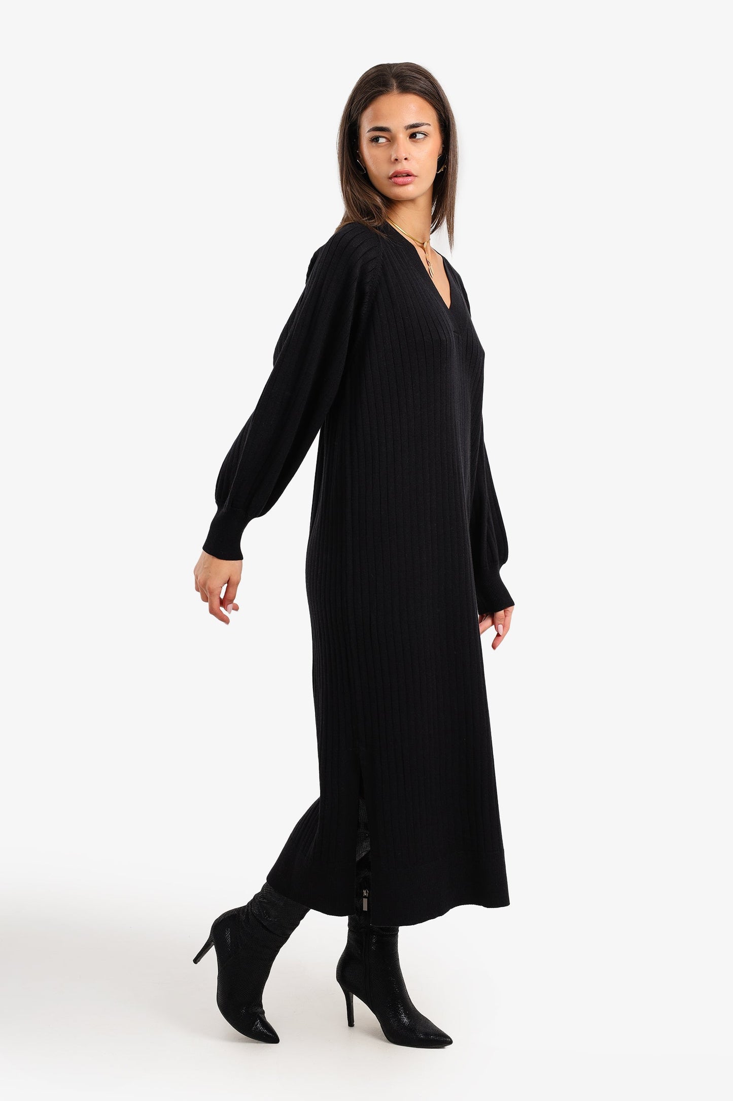 V-Neck Ribbed Midi Dress
