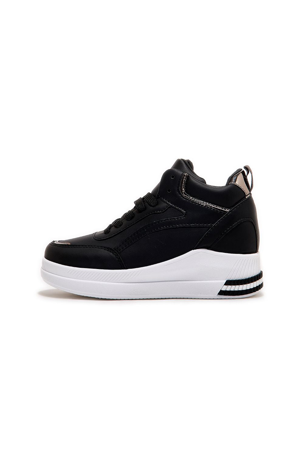 Shoeroom Plain Leather Comfy Sneakers