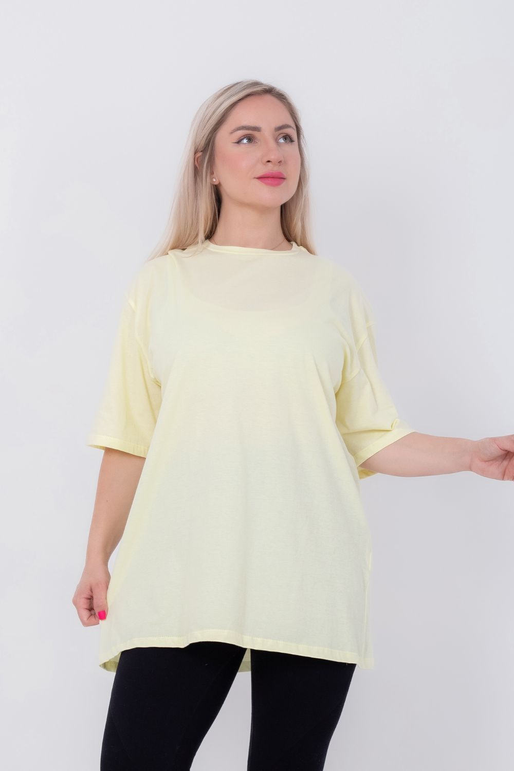 Miss Venus Basic Oversized T-Shirt