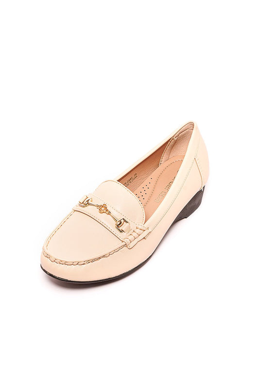 حذاء جلد ناعم بكعب