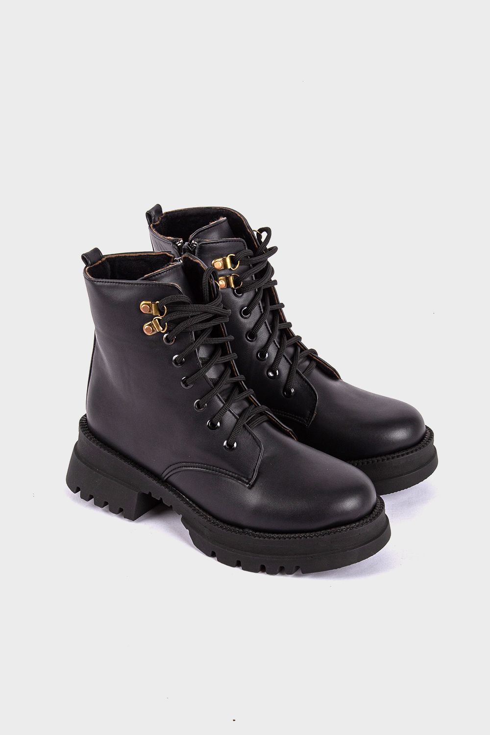 Okoye Mono Black Smooth Leather Boot