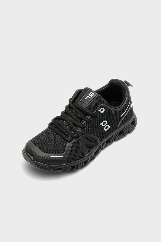 سنيكرز عصري بنعل متين