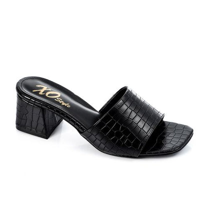 Black Leather Heeled Slipper