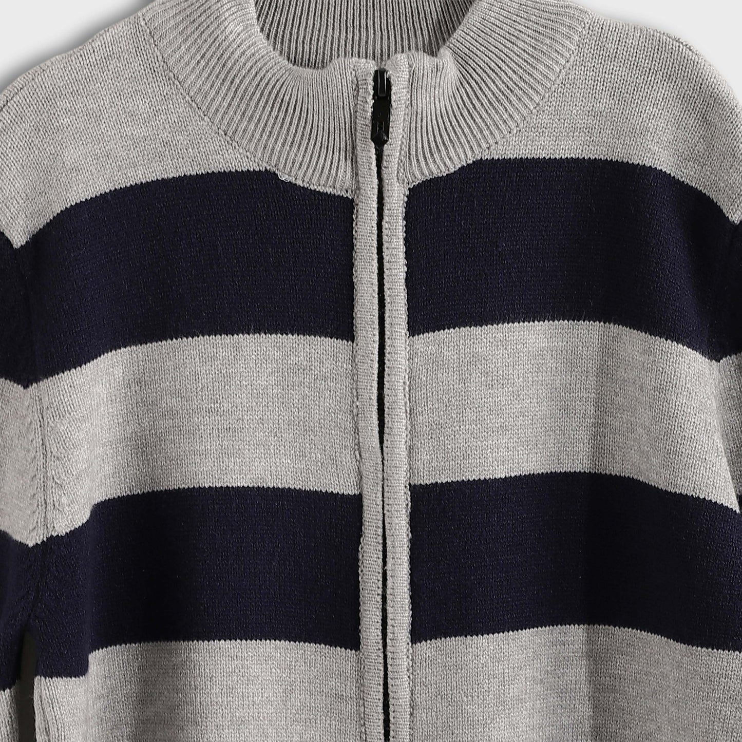 Long Zipper Pullover - بلوفر طويل بسحاب