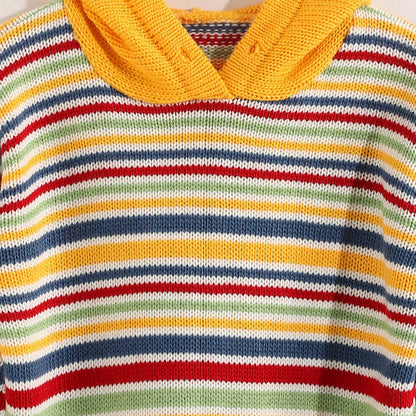 Closed Hooded Sweatshirt - سويت شيرت بغطاء رأس مغلق