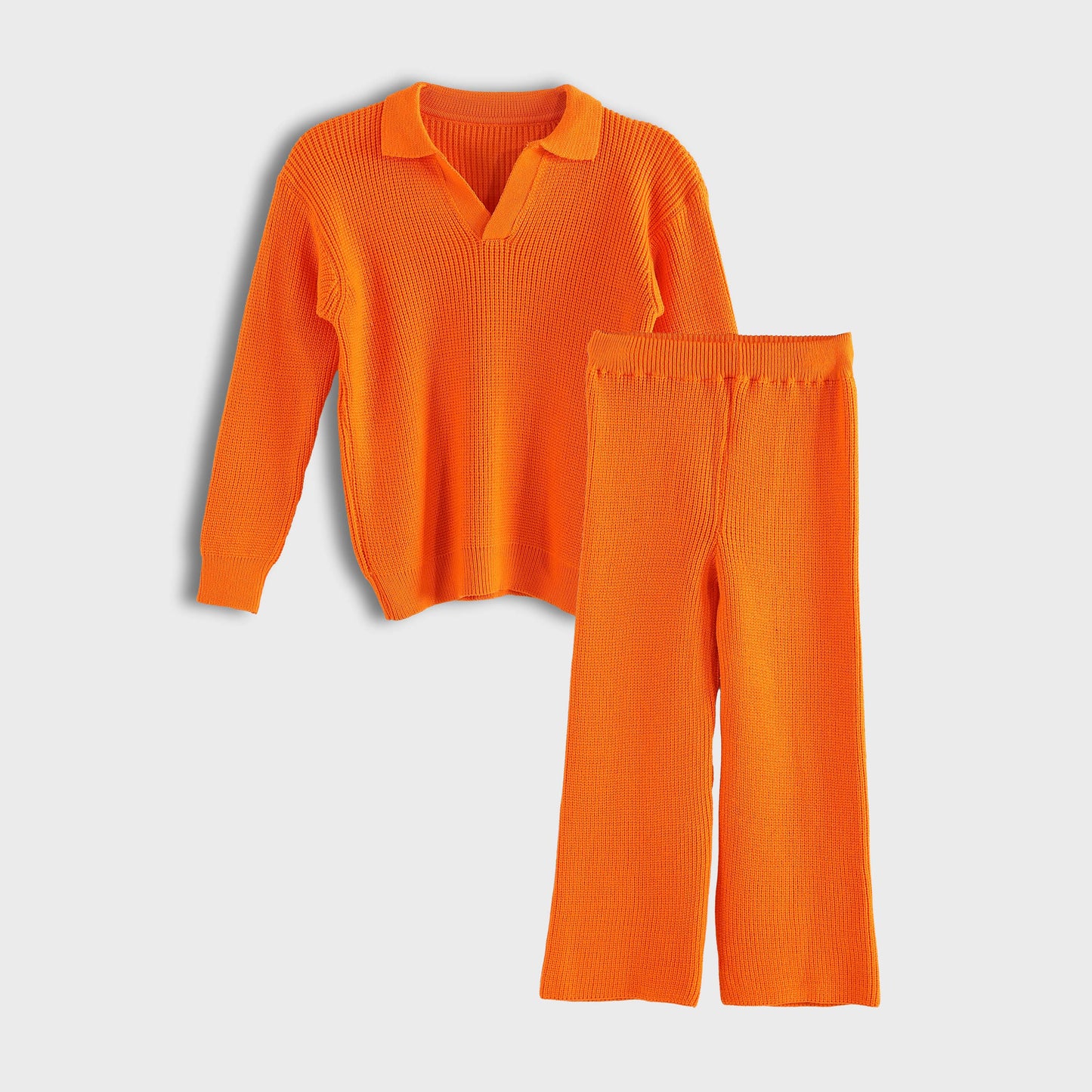 Knitted Set  - مجموعة محبوكة