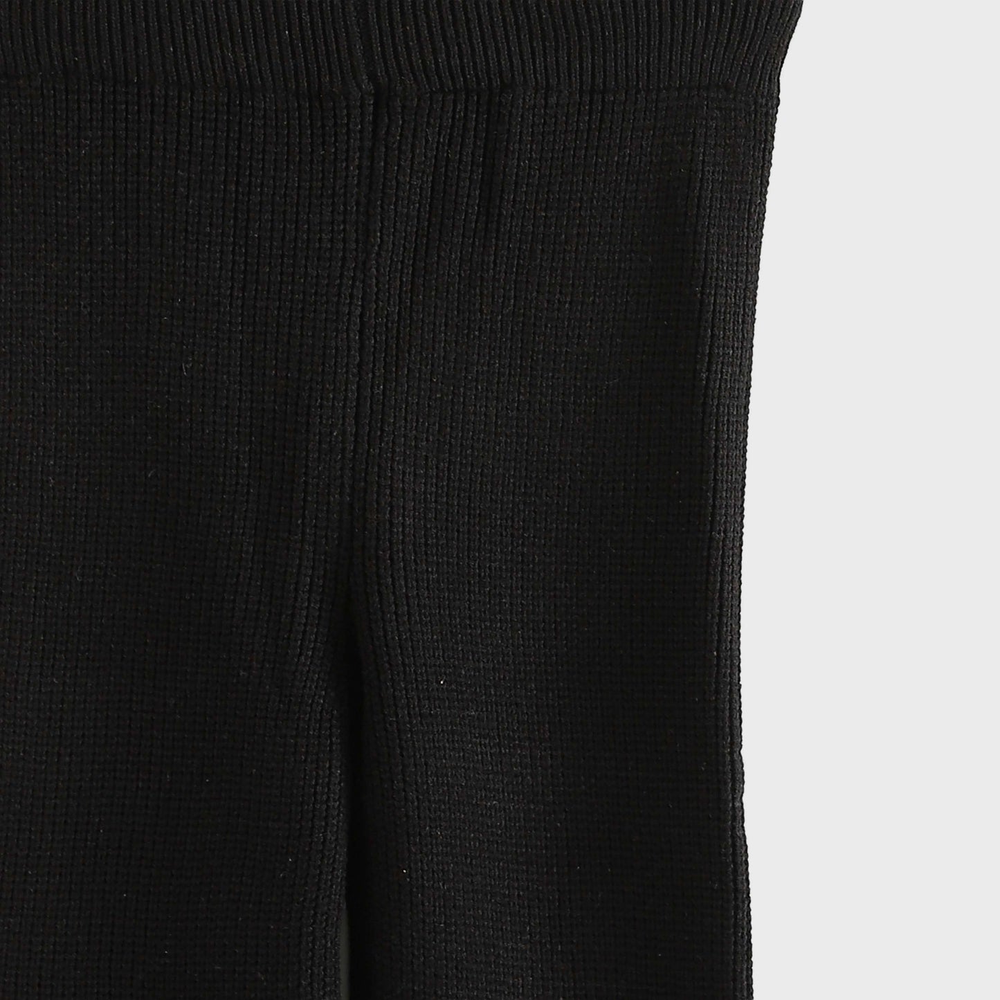 Knitted Set  - مجموعة محبوكة