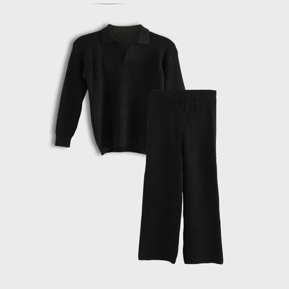 Knitted Set  - مجموعة محبوكة