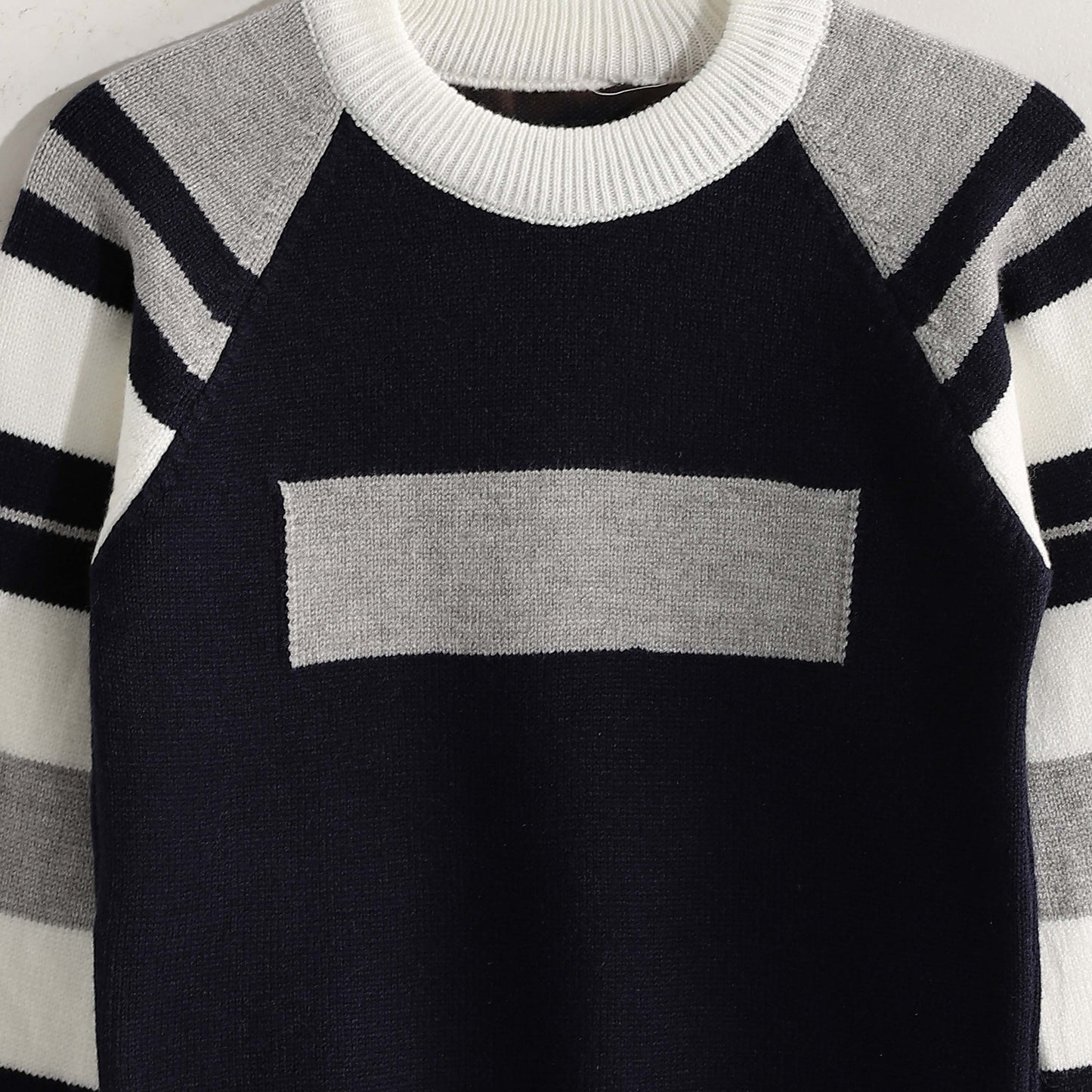 Crew Pullover Neck Pullover - بلوفر برقبة دائرية