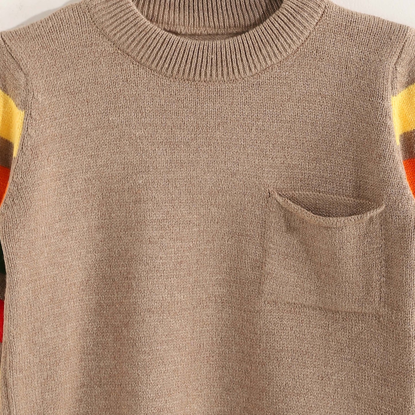 Long Sleeve Pullover - بلوفر بأكمام طويلة