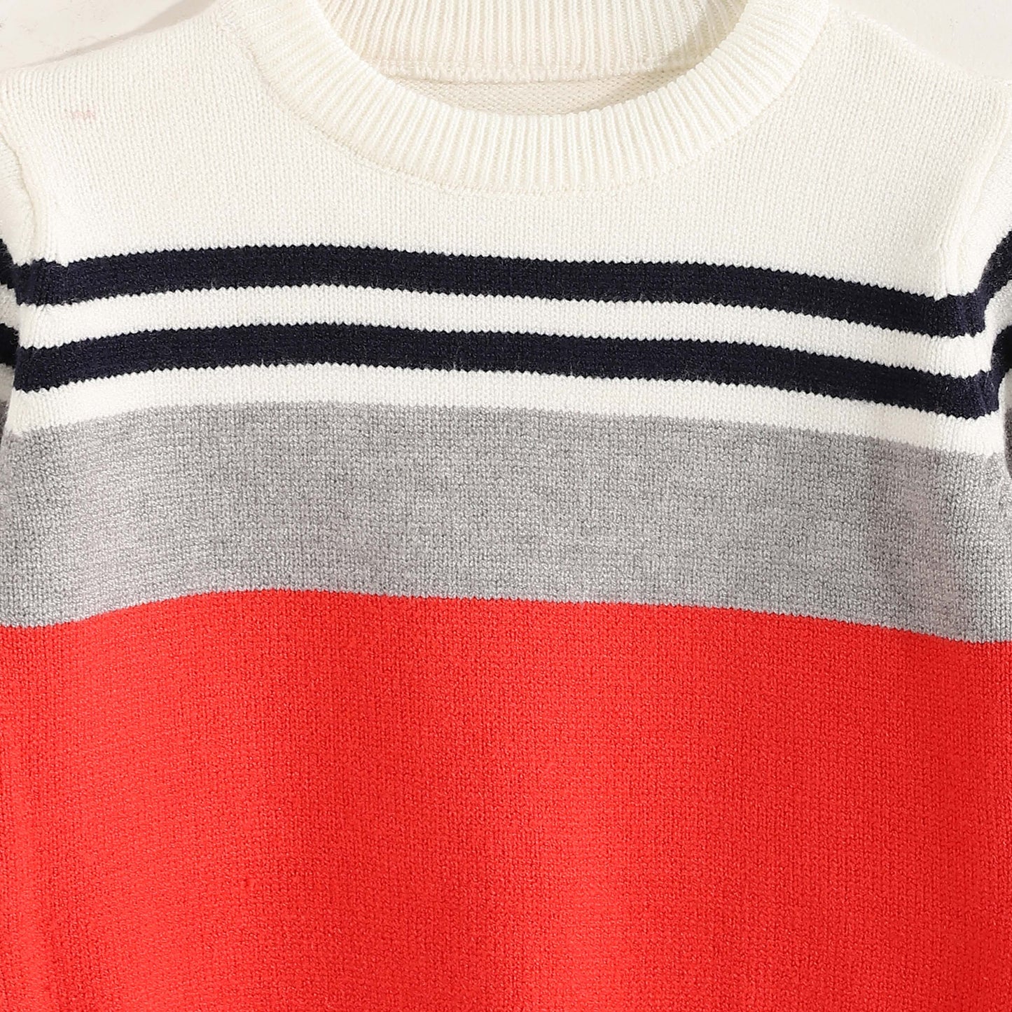 Striped Crew Neck Pullover - بلوفر مخطط برقبة دائرية