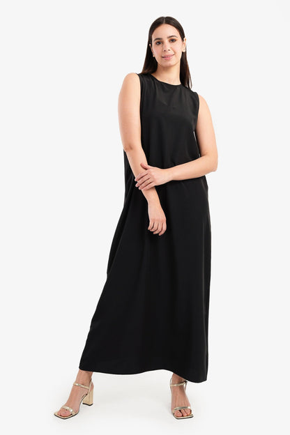 Round Neckline Sleeveless Dress