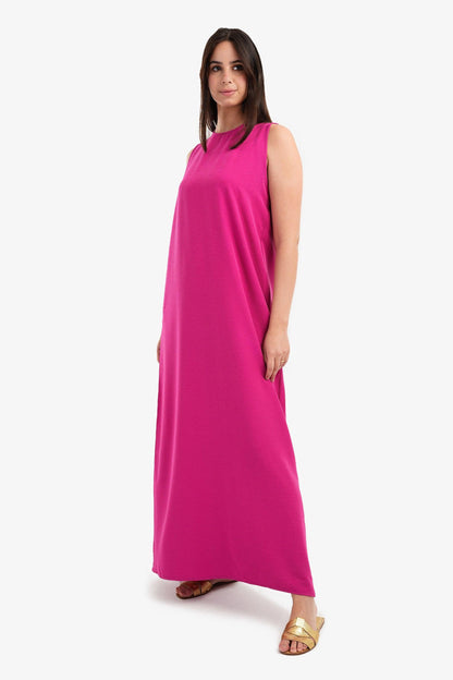Round Neckline Sleeveless Dress