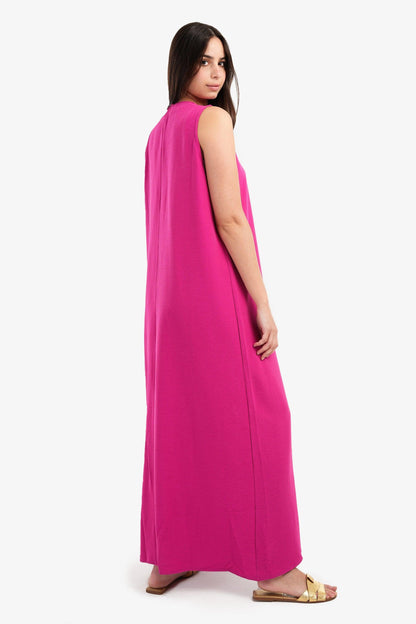 Round Neckline Sleeveless Dress