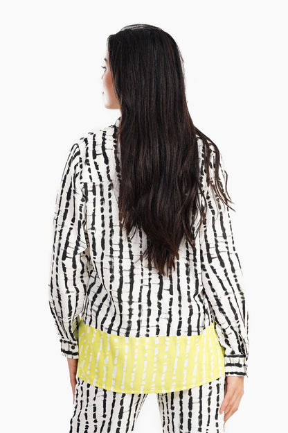 قميص مخطط بألوان متعددة