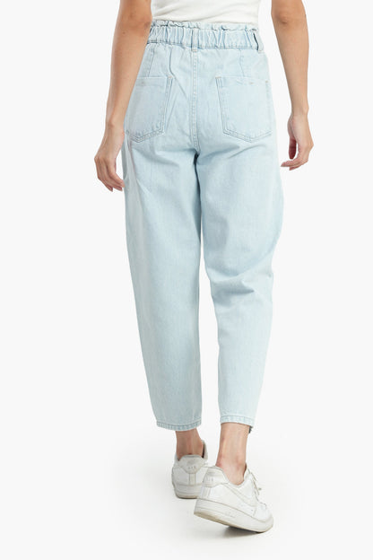 بنطال جينز بطول الكاحل بقصة "مام فيت"