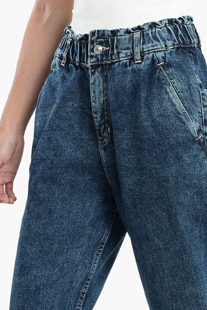 بنطال جينز بطول الكاحل بقصة "مام فيت"