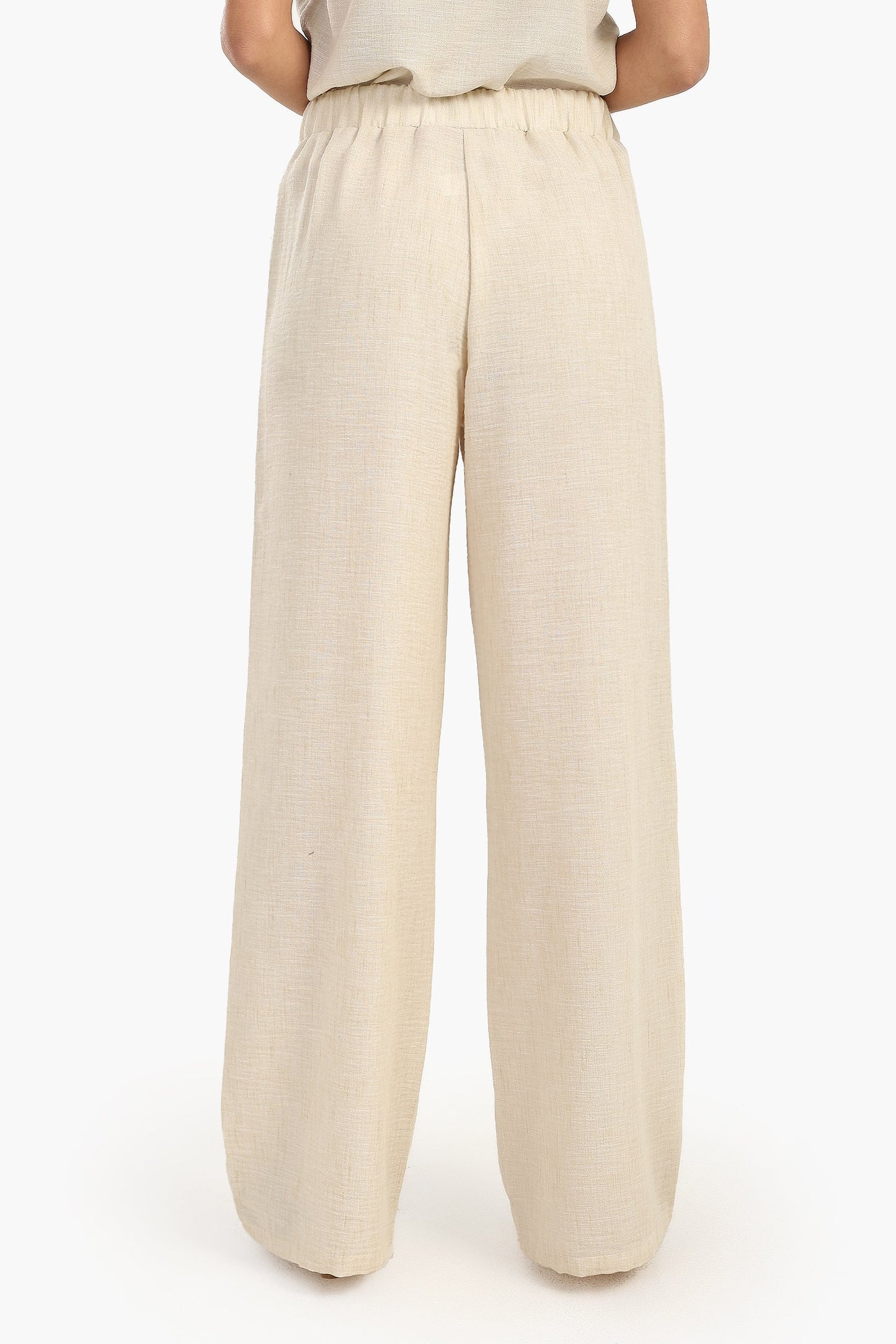 بنطلون بجيوب أمامية