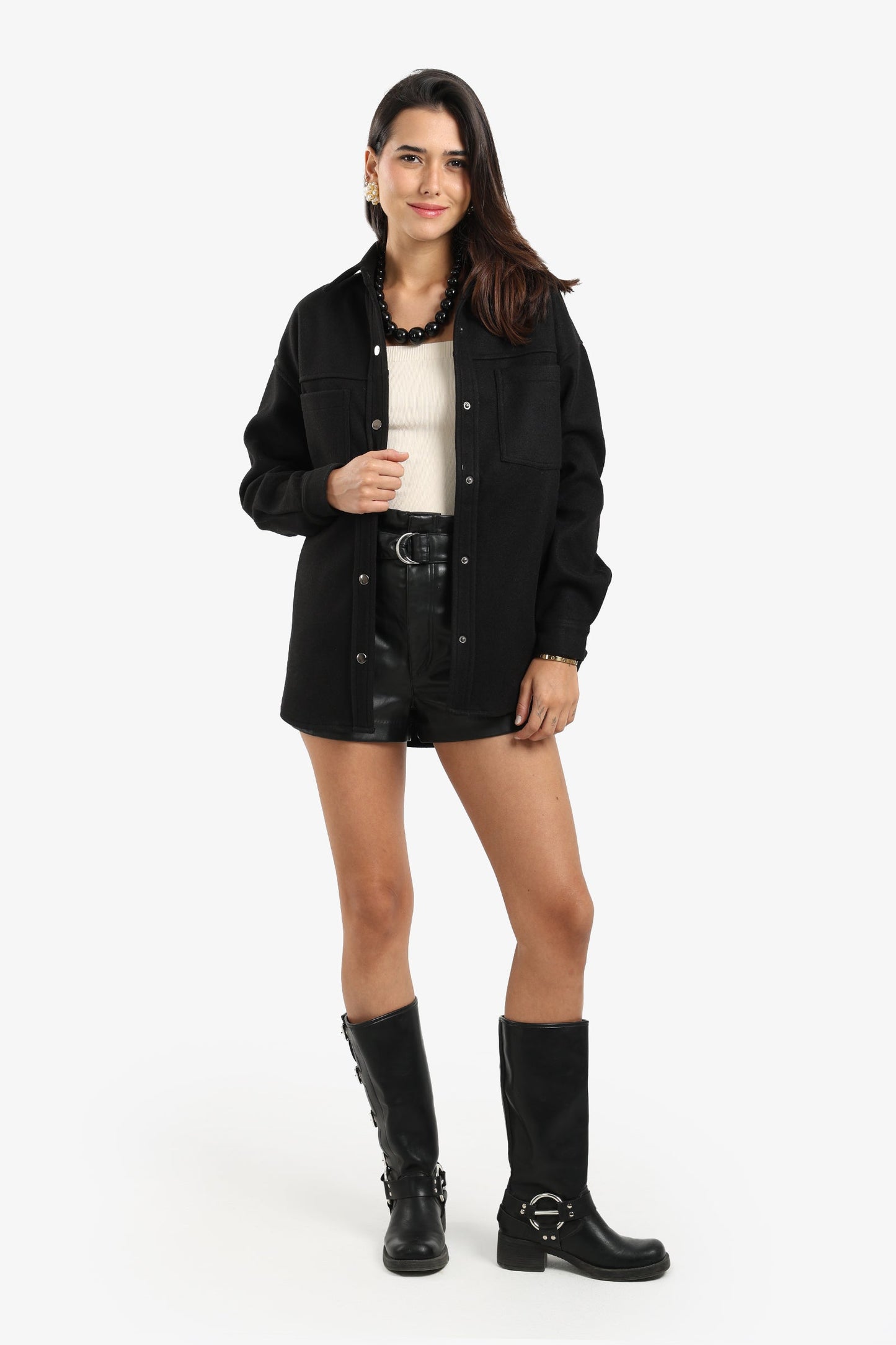 قميص خارجي من الصوف بأزرار