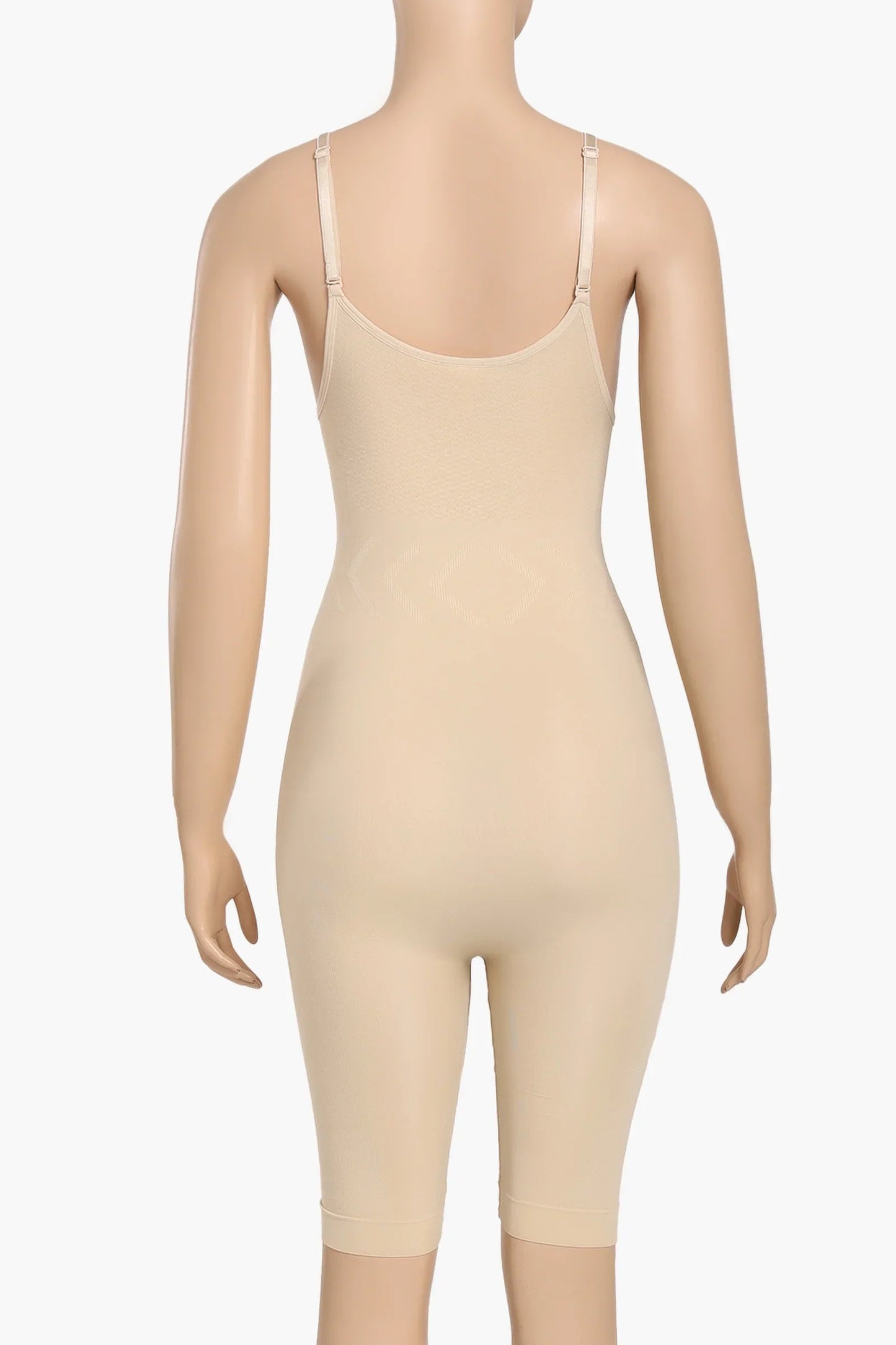 مشد للجسم بدون درزات حتى منتصف الفخذ