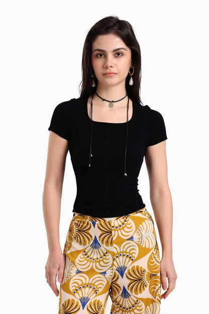 الجزء العلوي المضلع الأساسي