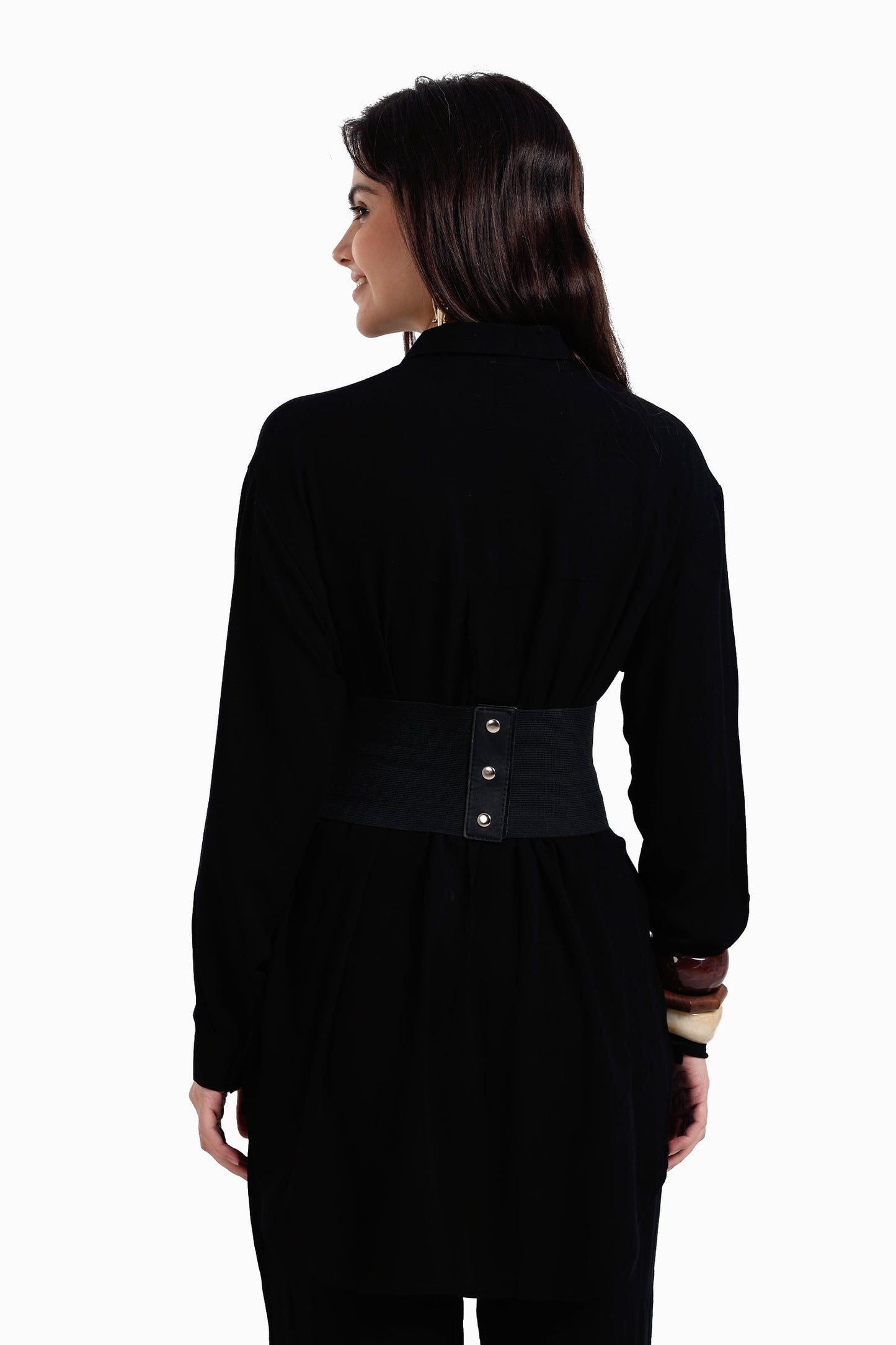 قميص صالة كلاسيكي ذو ياقة