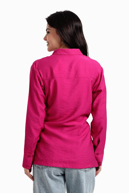 قميص فوال بأزرار للإغلاق