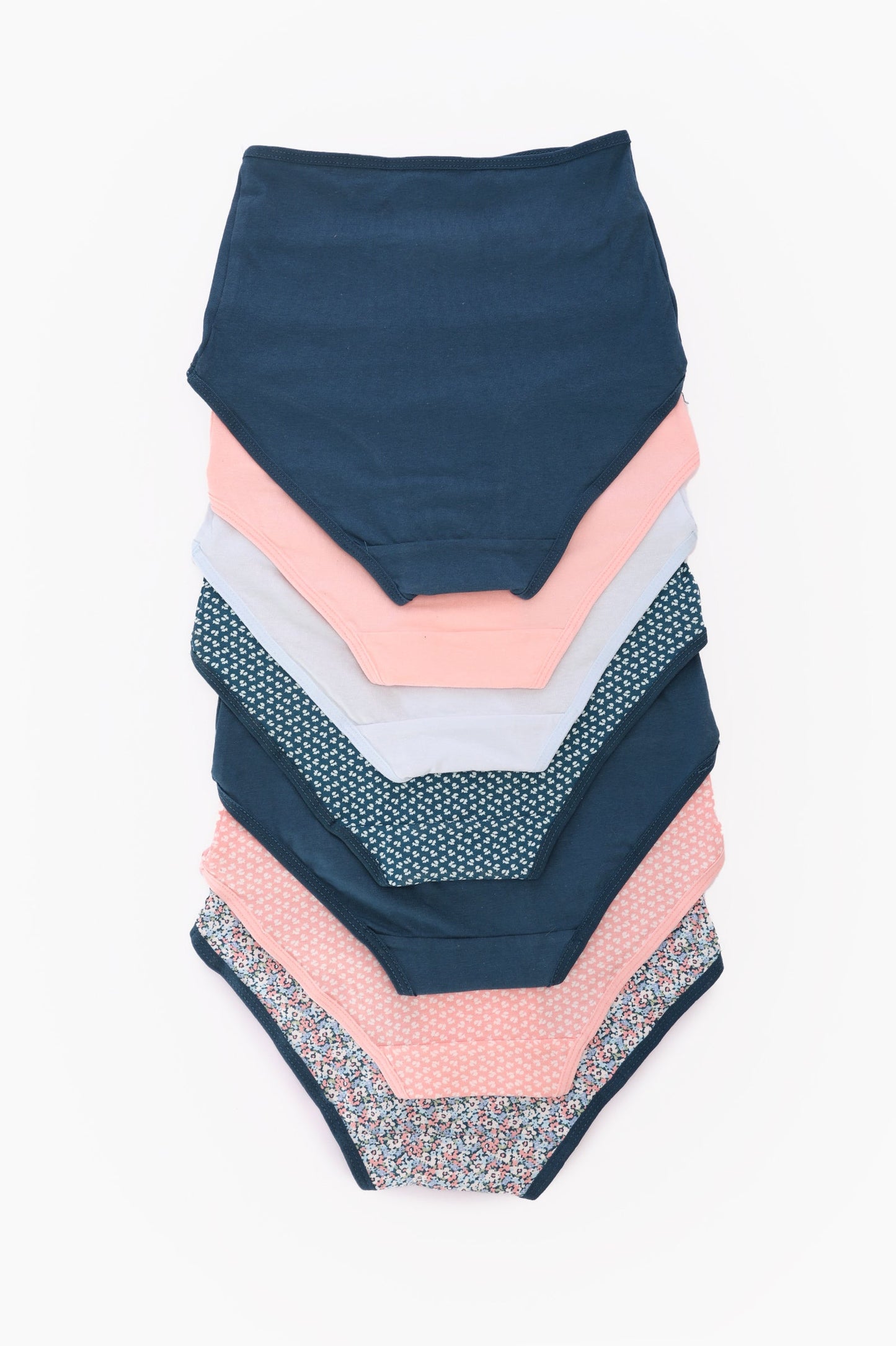 مجموعة من 7 سراويل داخلية كاملة ملونة