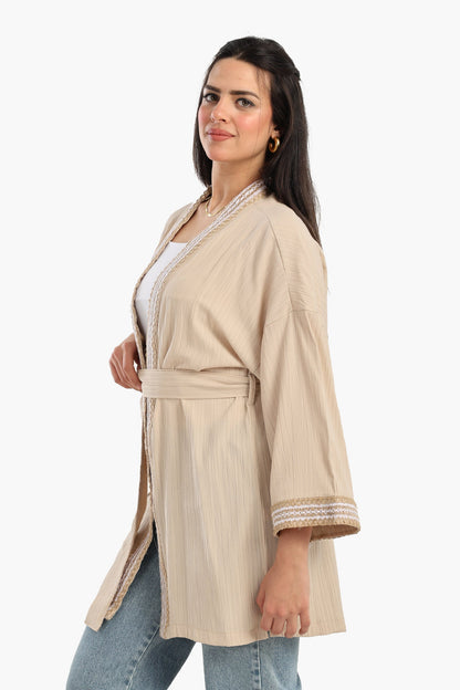 كيمونو مضلع مع تطريز