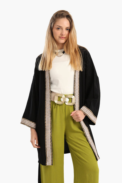 كيمونو مضلع مع تطريز